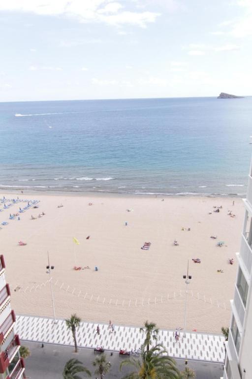 Apartamento Torre Yago, Primera Linea De Playa Para 6 Personas Μπένιντορμ Εξωτερικό φωτογραφία