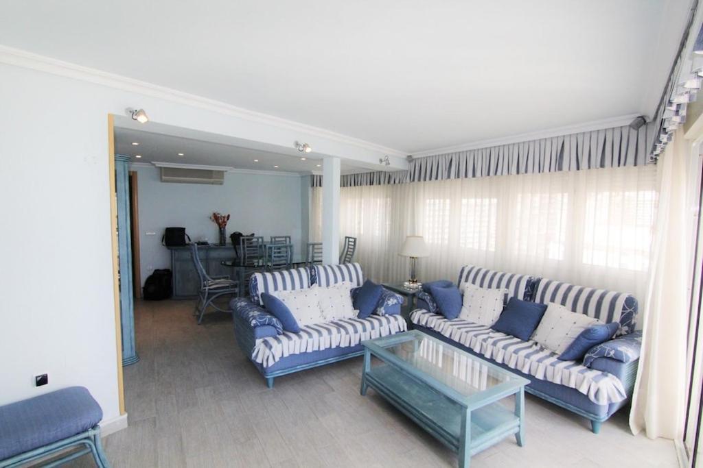 Apartamento Torre Yago, Primera Linea De Playa Para 6 Personas Μπένιντορμ Εξωτερικό φωτογραφία