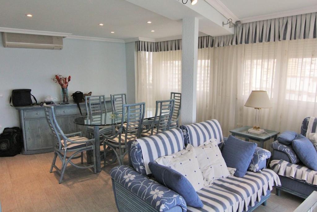 Apartamento Torre Yago, Primera Linea De Playa Para 6 Personas Μπένιντορμ Εξωτερικό φωτογραφία
