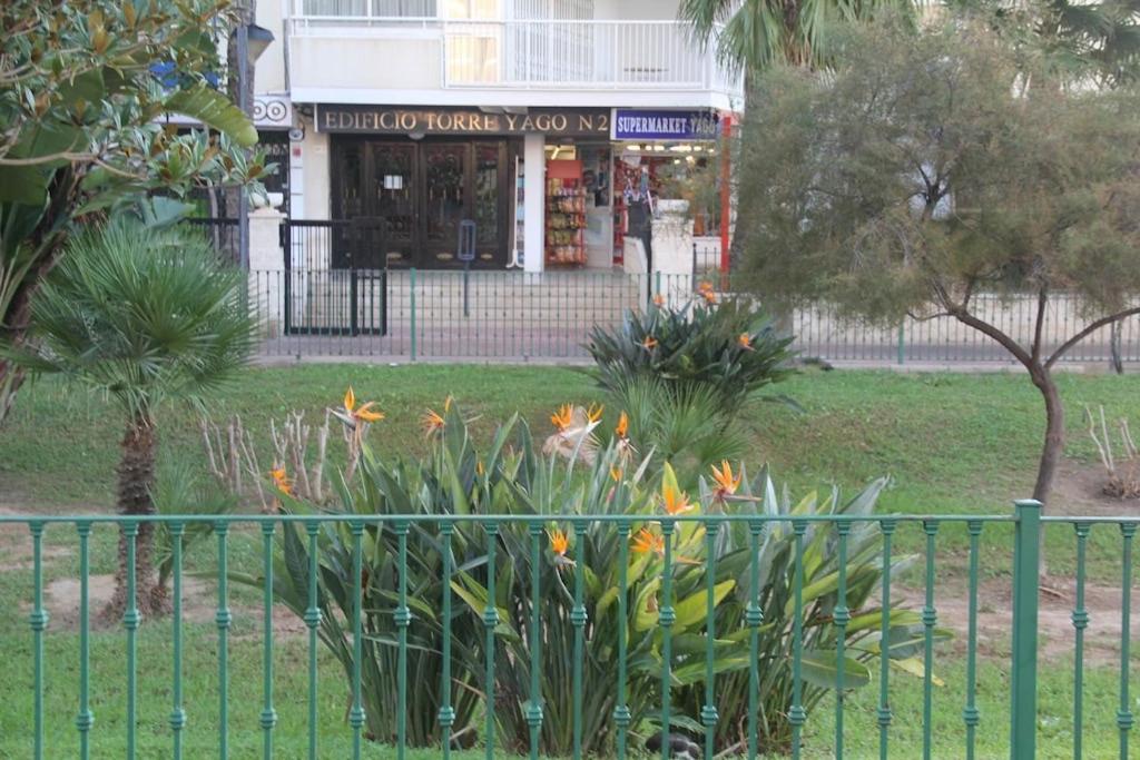 Apartamento Torre Yago, Primera Linea De Playa Para 6 Personas Μπένιντορμ Εξωτερικό φωτογραφία